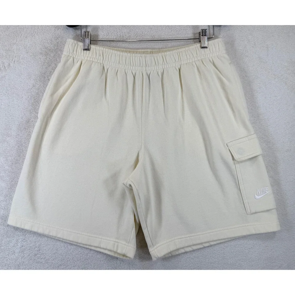 Nike Sportswear Club Mens Cargo Shorts Coconut Milk Fleece Lined Sz L CZ9956-113